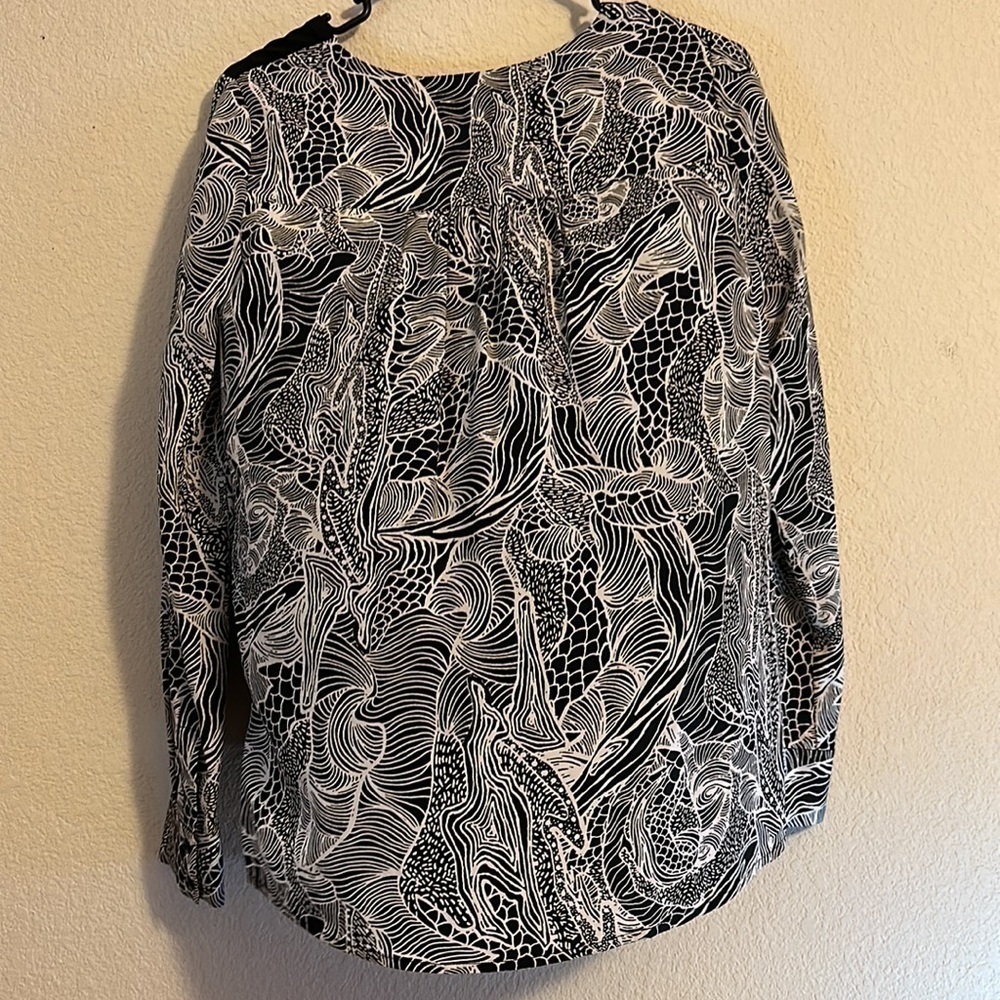 Diane Von Furstenberg Black and White Top - Picture 3 of 9